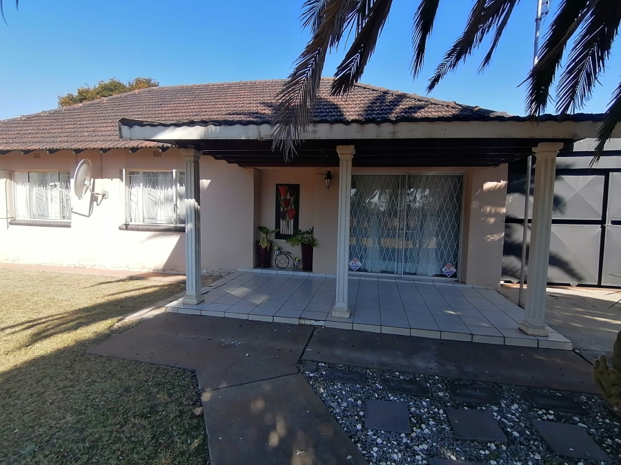 3 Bedroom Property for Sale in Stilfontein Ext 4 North West